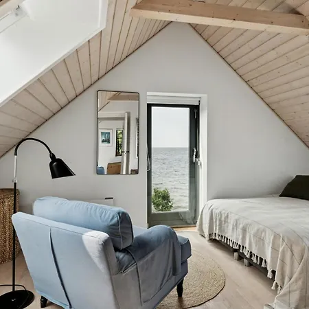 With A View Over The Baltic Sea Hébergement de vacances Nysted